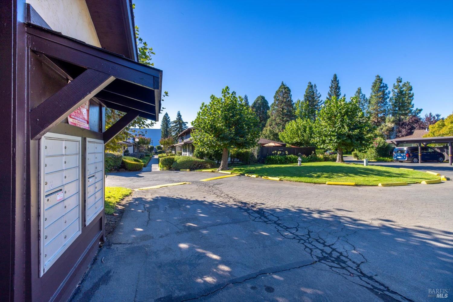 3429 Willis Dr