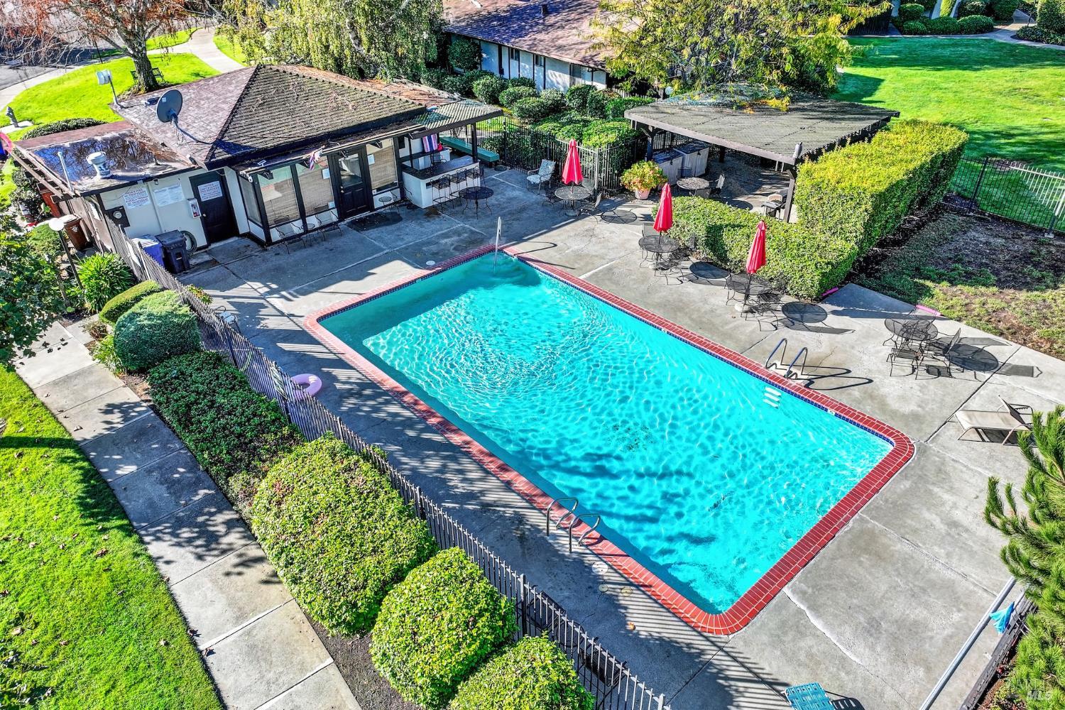 3438 Willis Dr