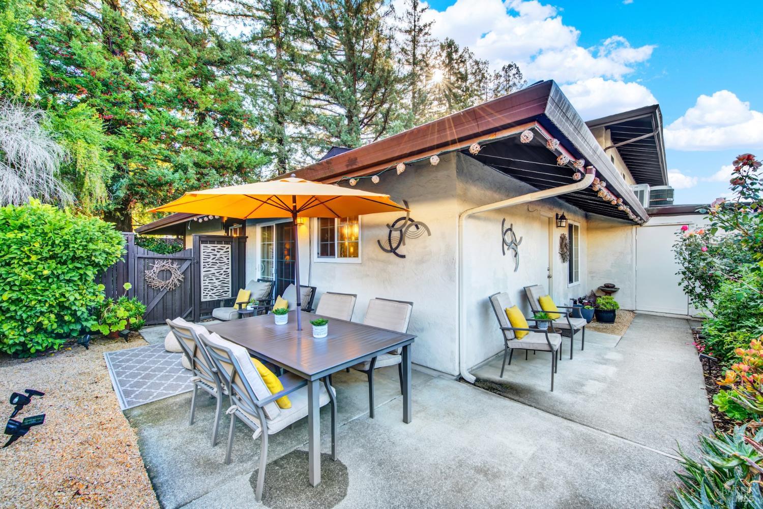 3438 Willis Dr