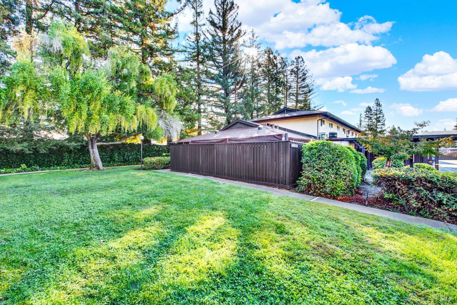 3438 Willis Dr