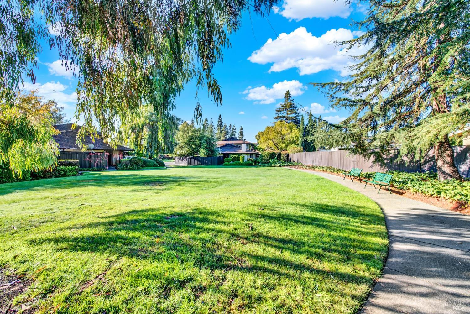 3438 Willis Dr