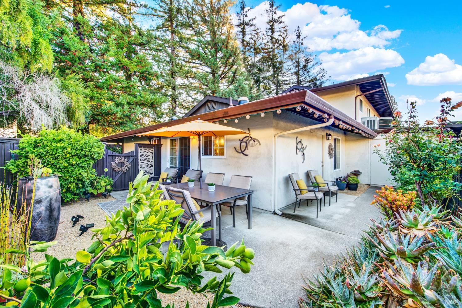 3438 Willis Dr