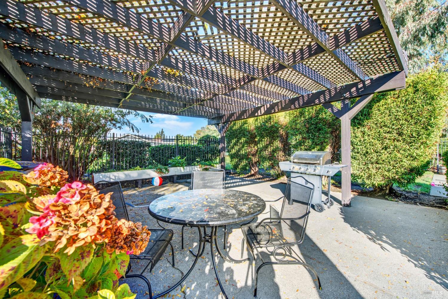 3438 Willis Dr