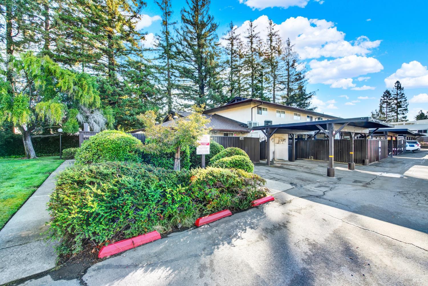 3438 Willis Dr