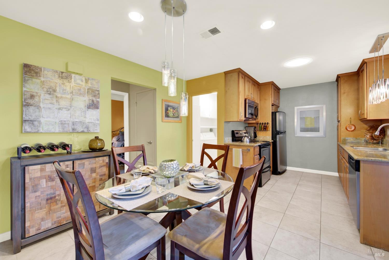 3438 Willis Dr