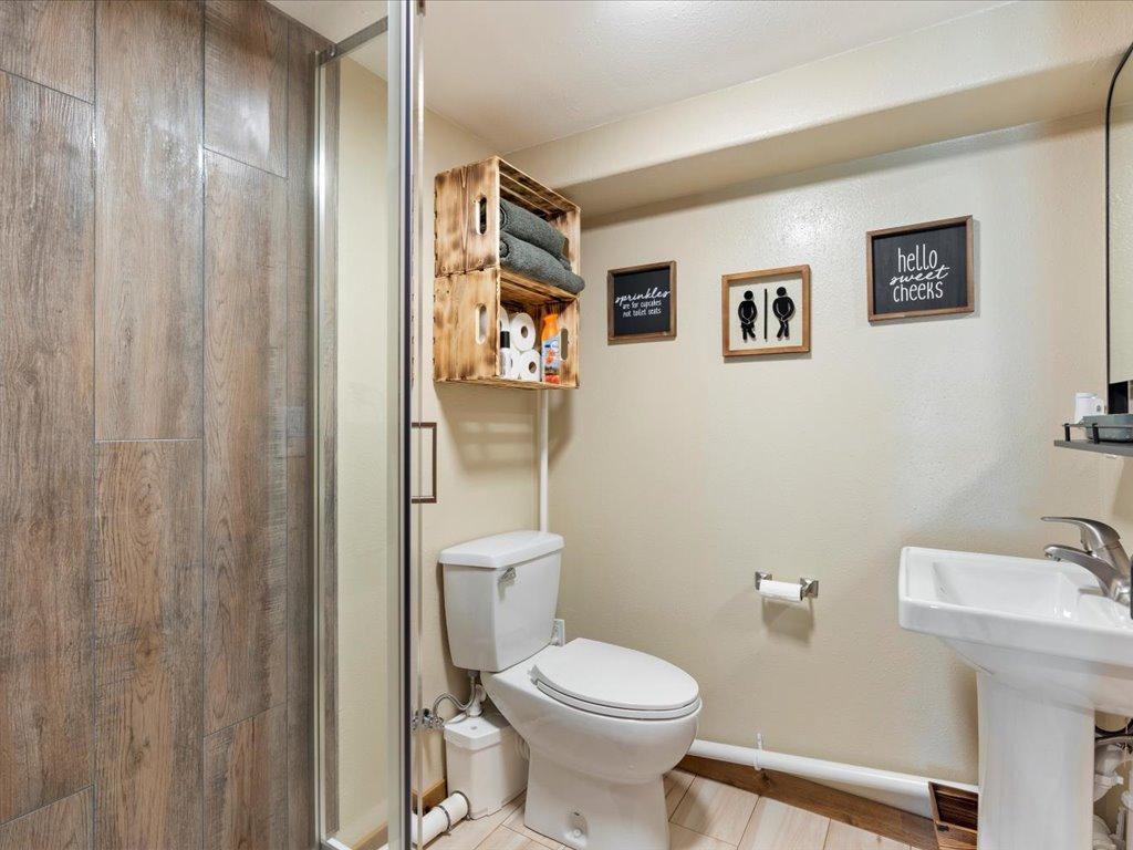 8568 Paradise Beach Road