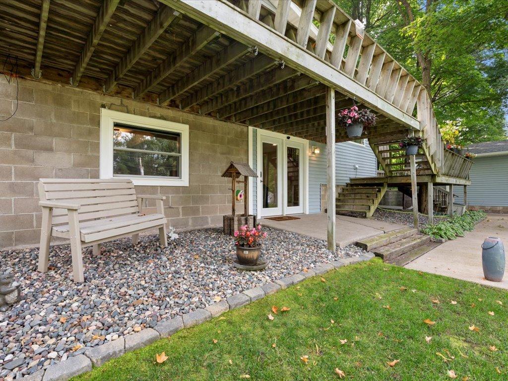 8568 Paradise Beach Road