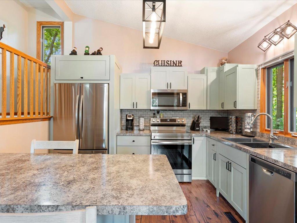 8568 Paradise Beach Road