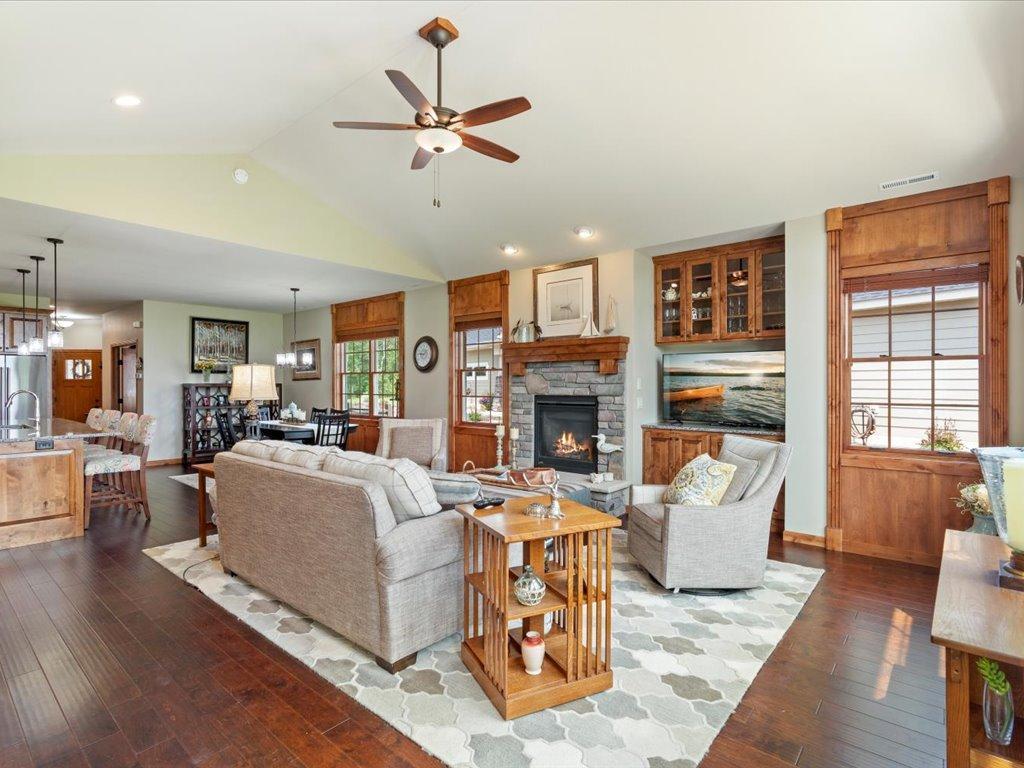 7496 Fairway Lane