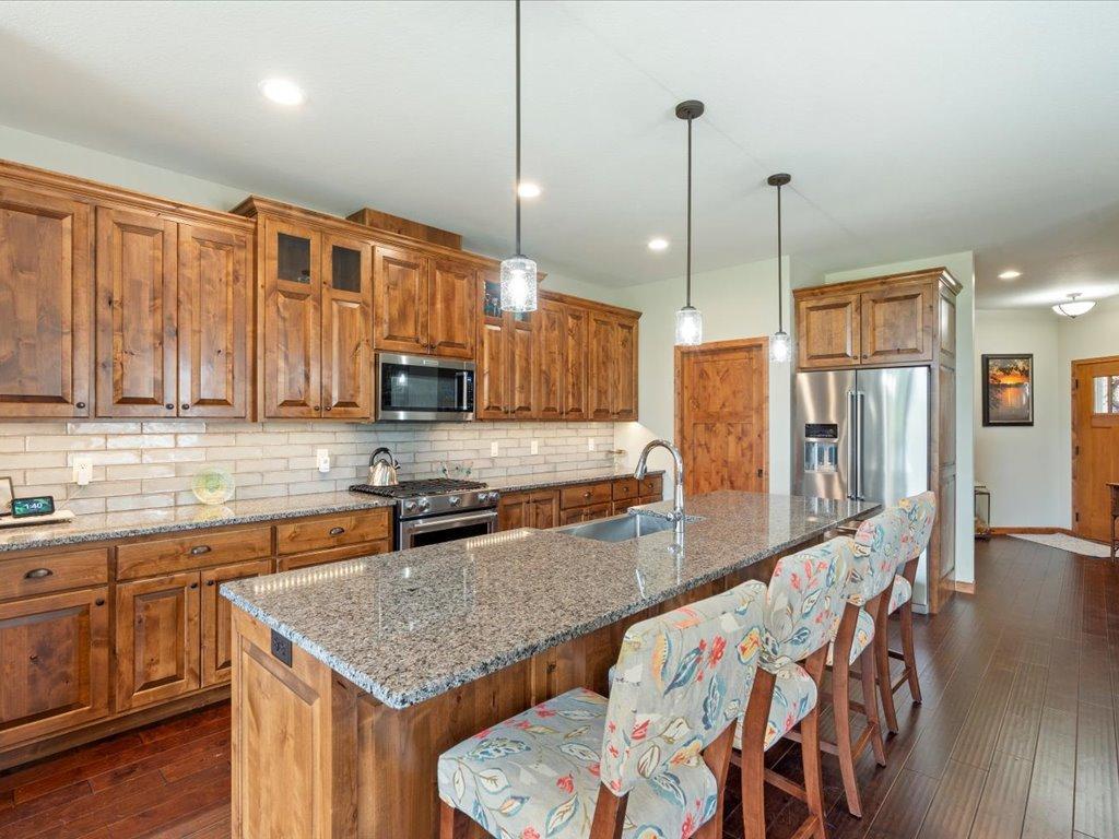 7496 Fairway Lane