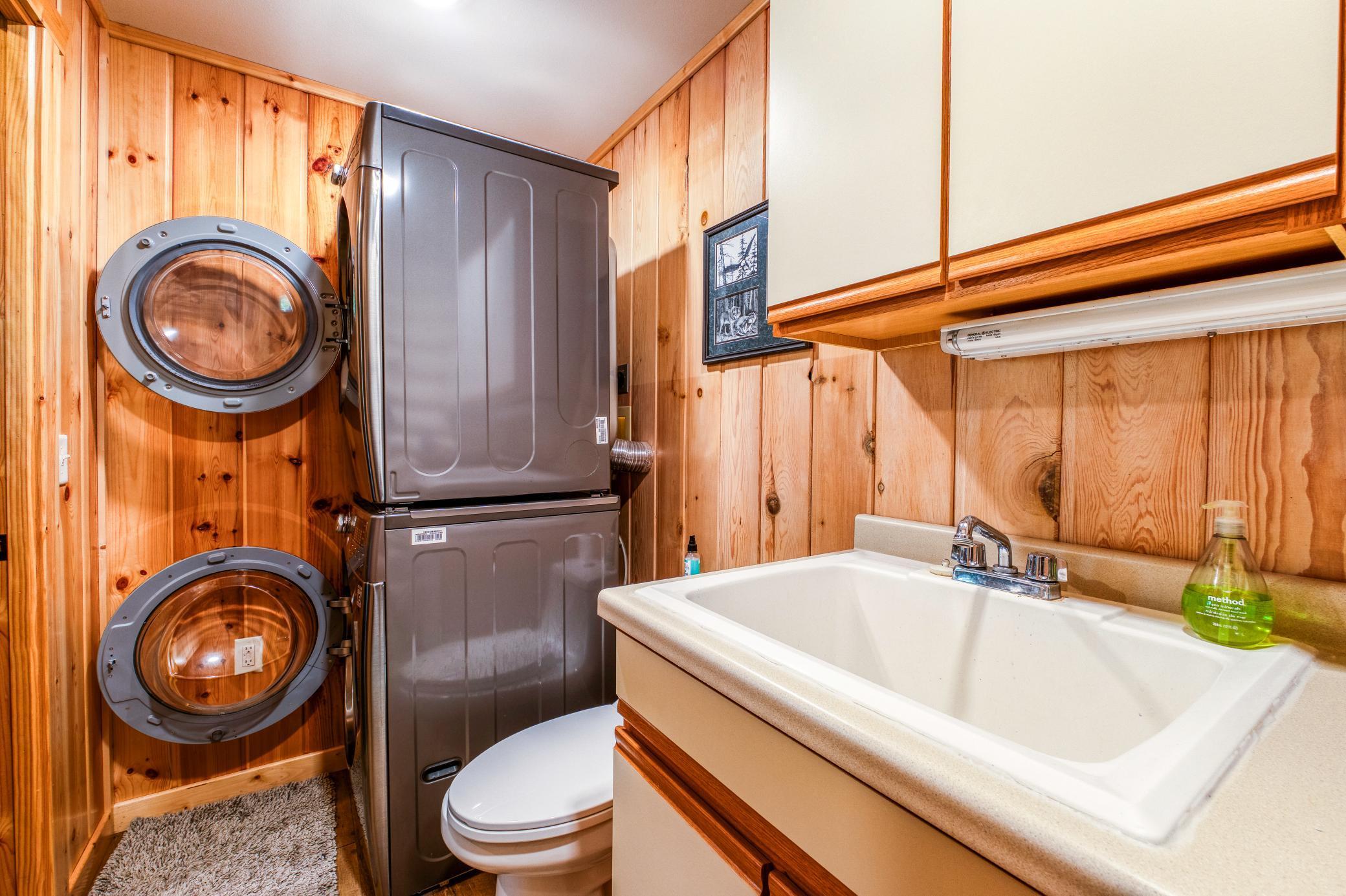 8329 Stump Lake Drive NE