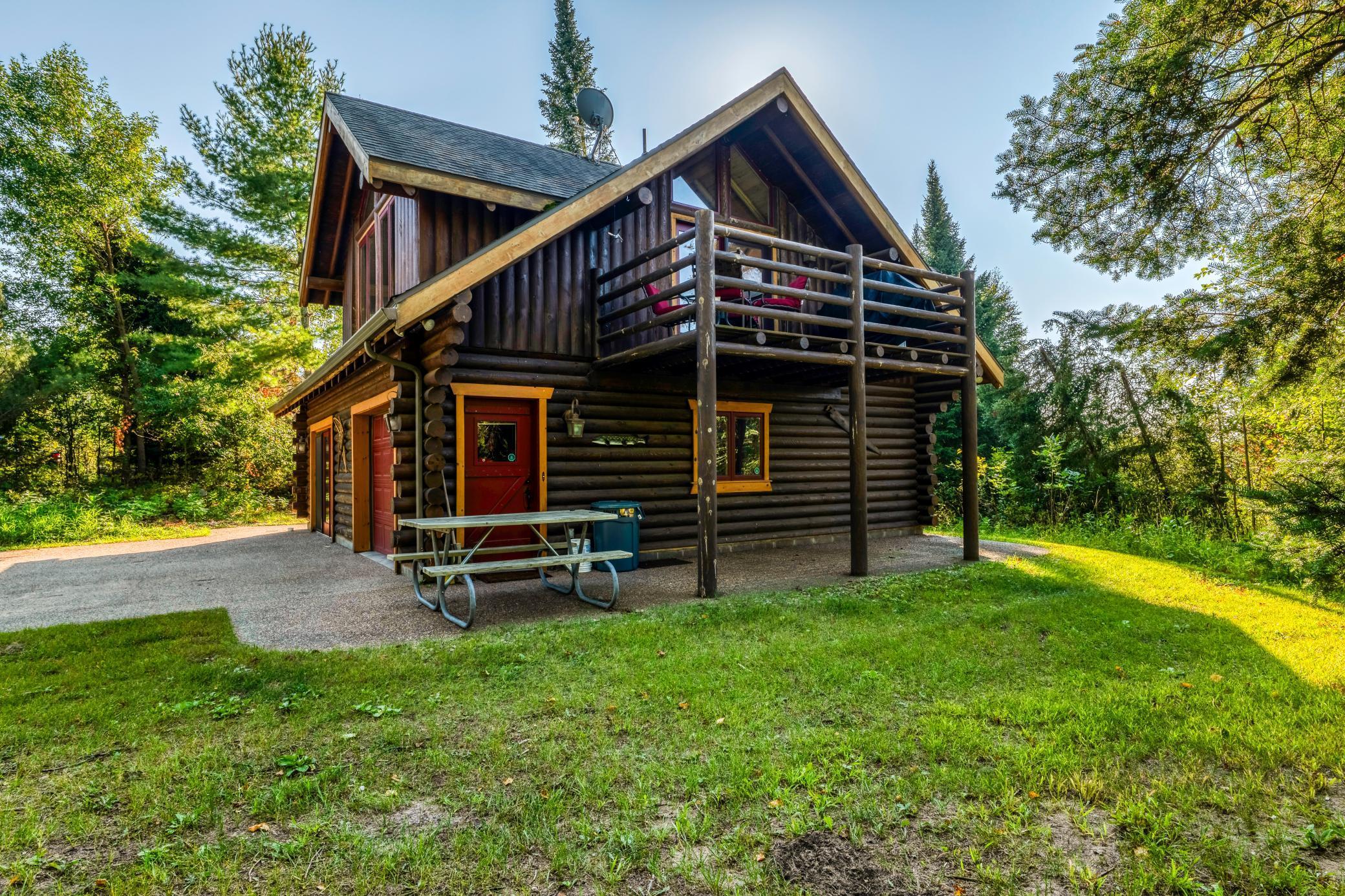 8329 Stump Lake Drive NE