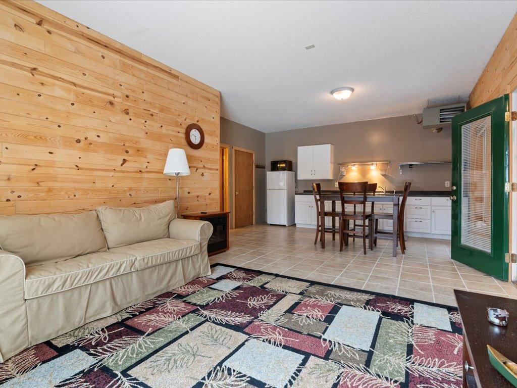 21764 N Raider Court