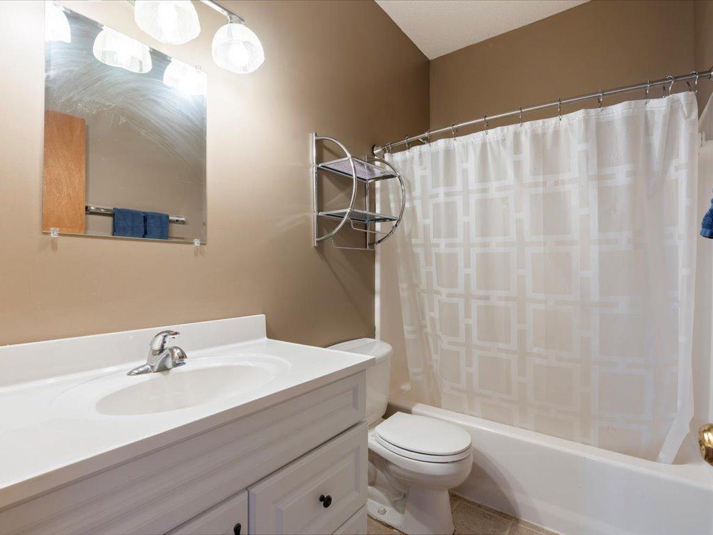 21764 N Raider Court