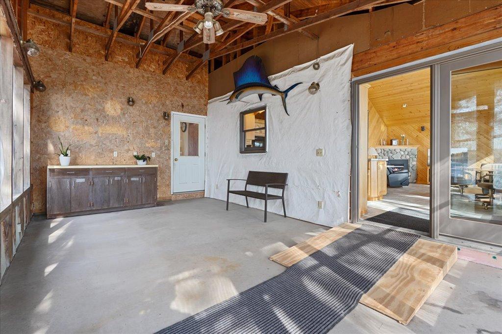 9341 Mockingbird Lane