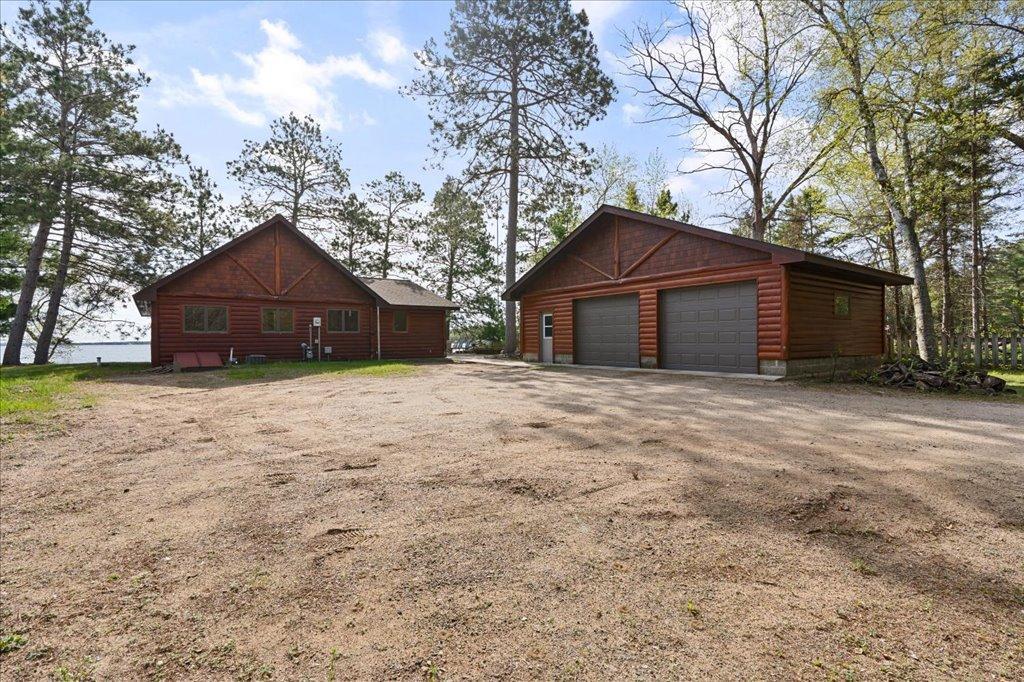 9341 Mockingbird Lane