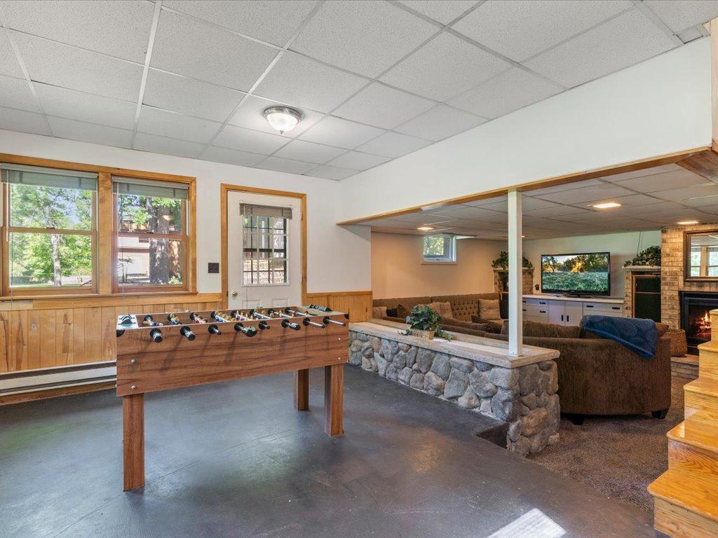 27177 Ridgewood Drive