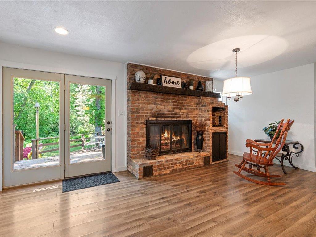 27177 Ridgewood Drive