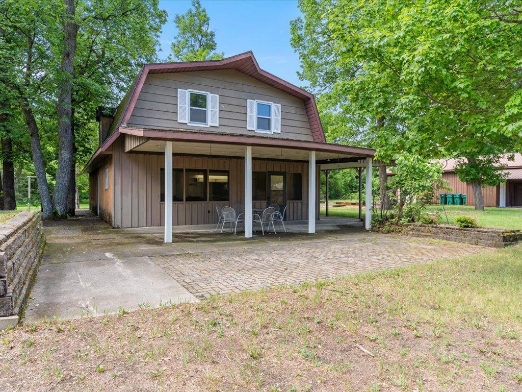 27177 Ridgewood Drive