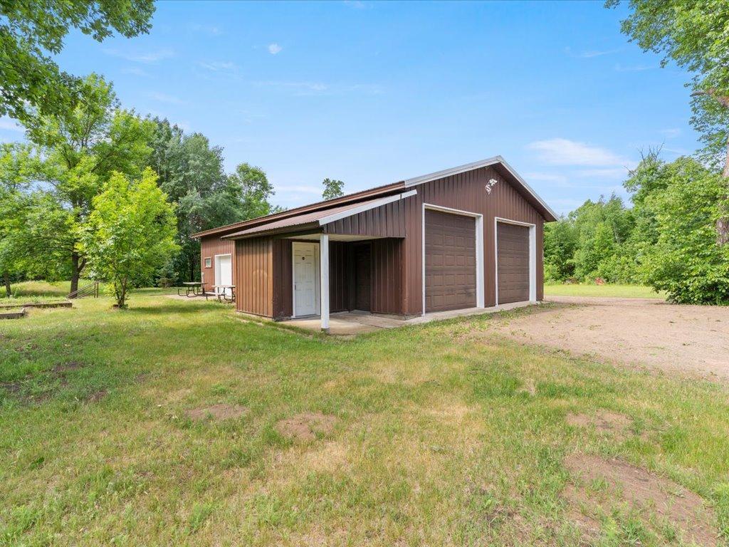 27177 Ridgewood Drive
