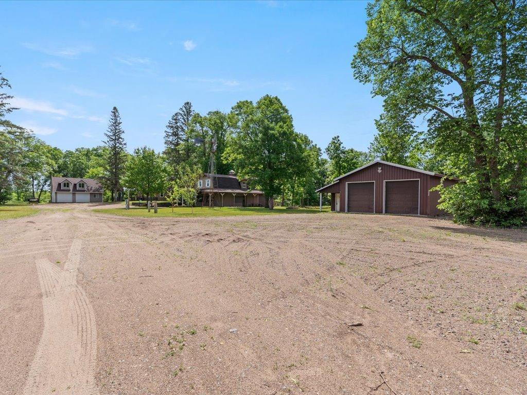 27177 Ridgewood Drive