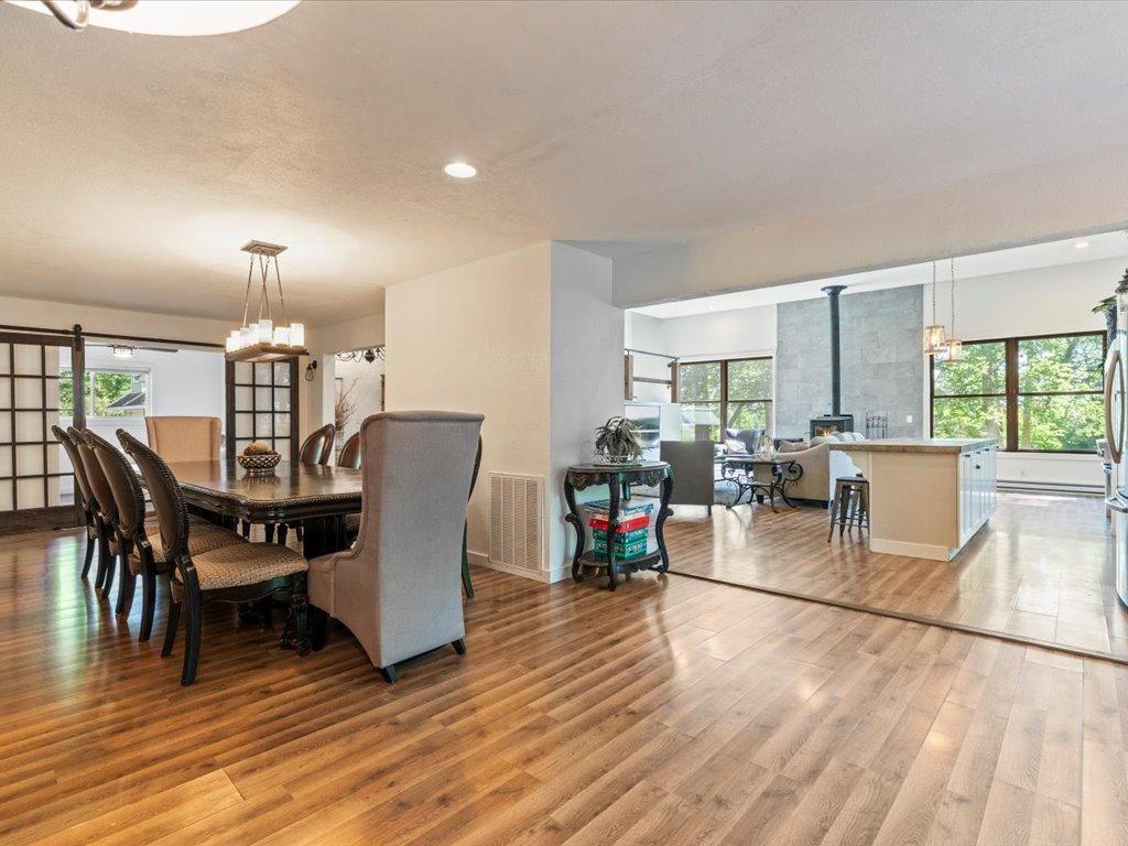 27177 Ridgewood Drive