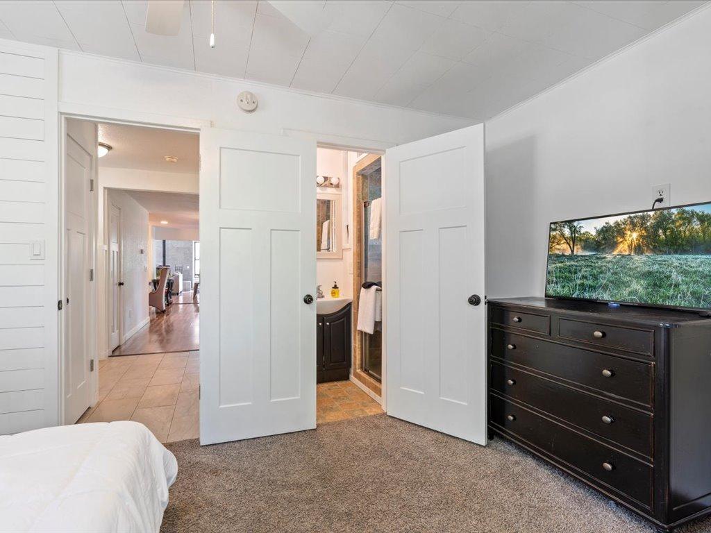 27177 Ridgewood Drive