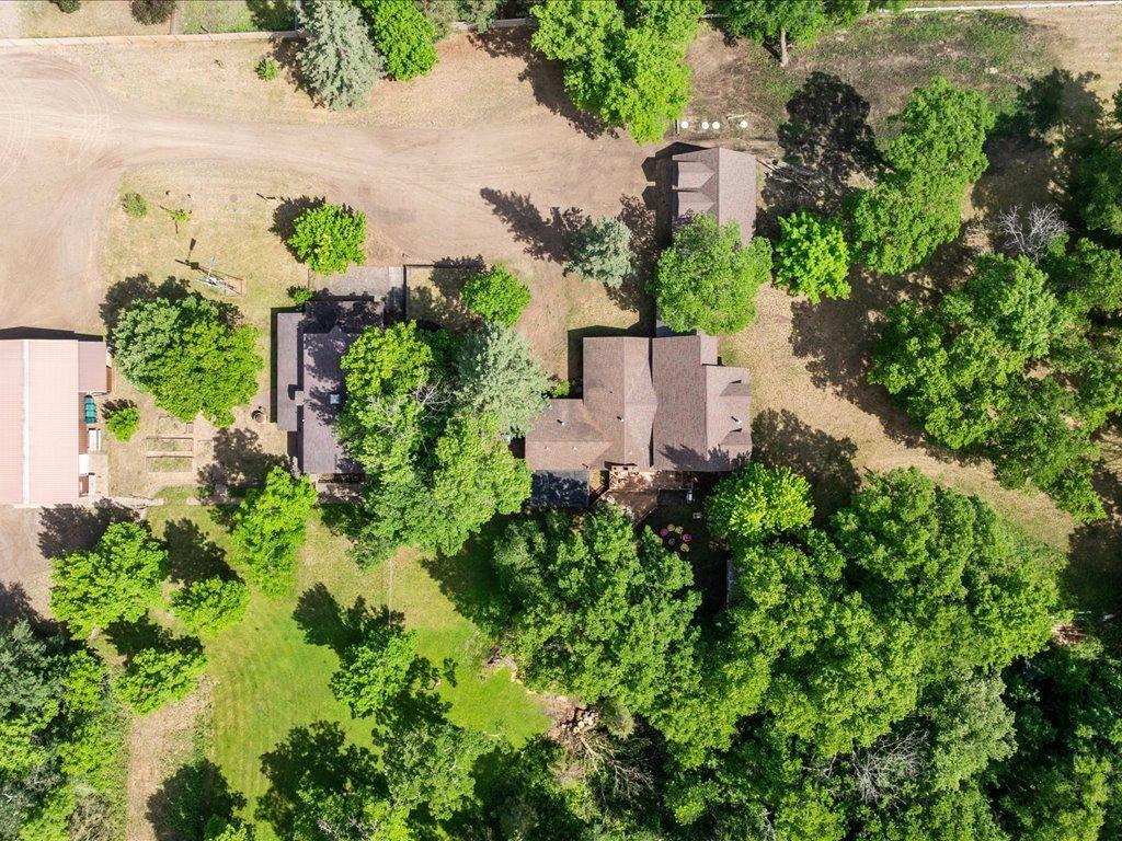 27177 Ridgewood Drive