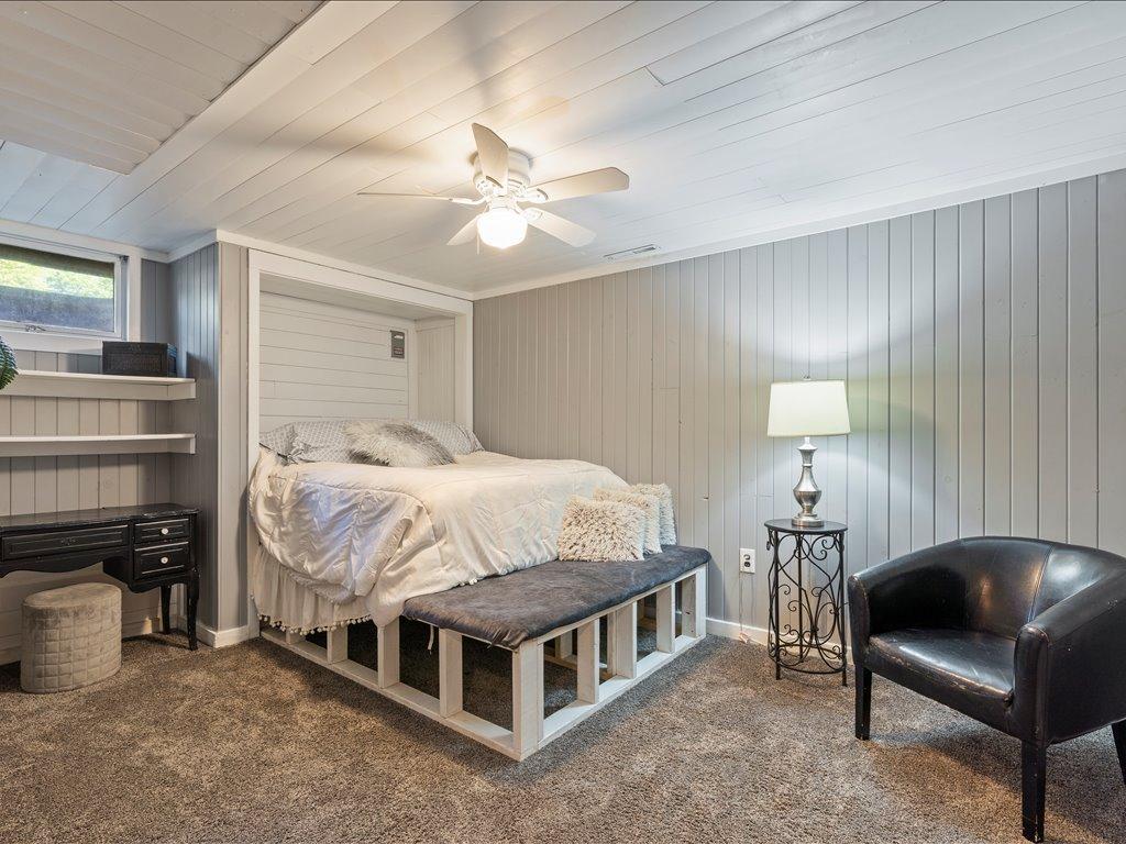 27177 Ridgewood Drive