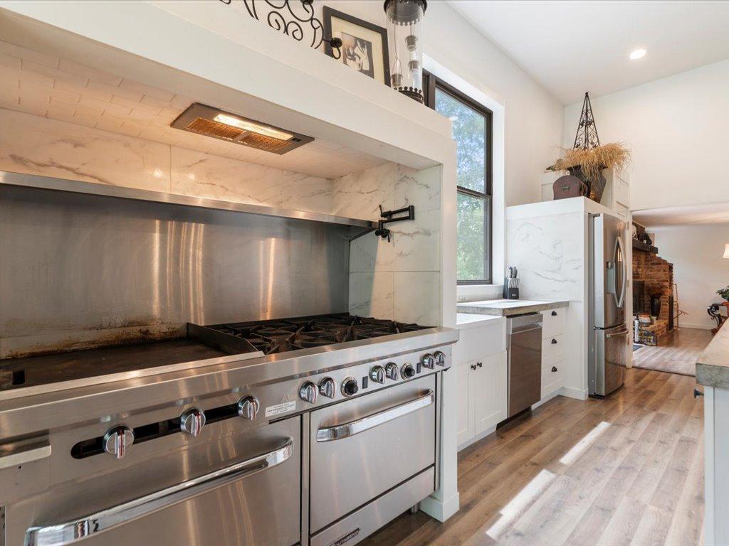 27177 Ridgewood Drive