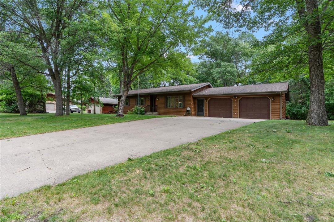 2009 Crestview Lane