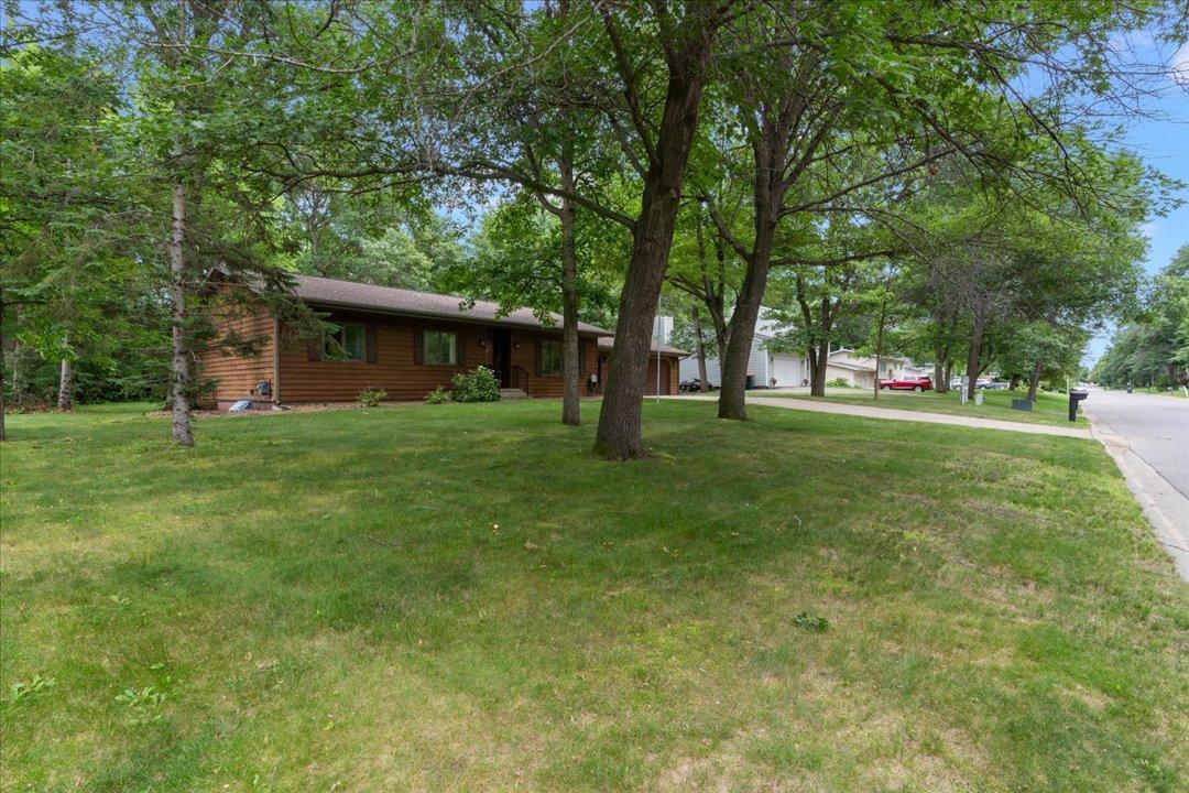 2009 Crestview Lane