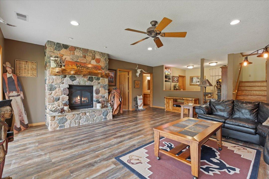 43342 Hosta Lane