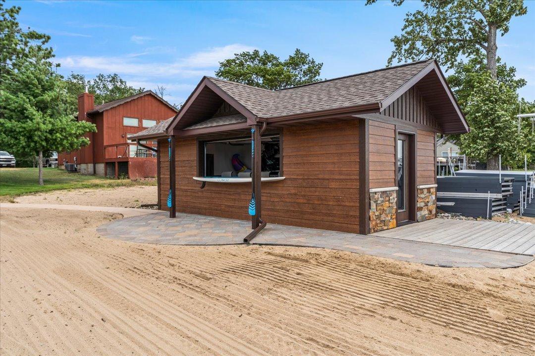 12583 N Pelican Lane