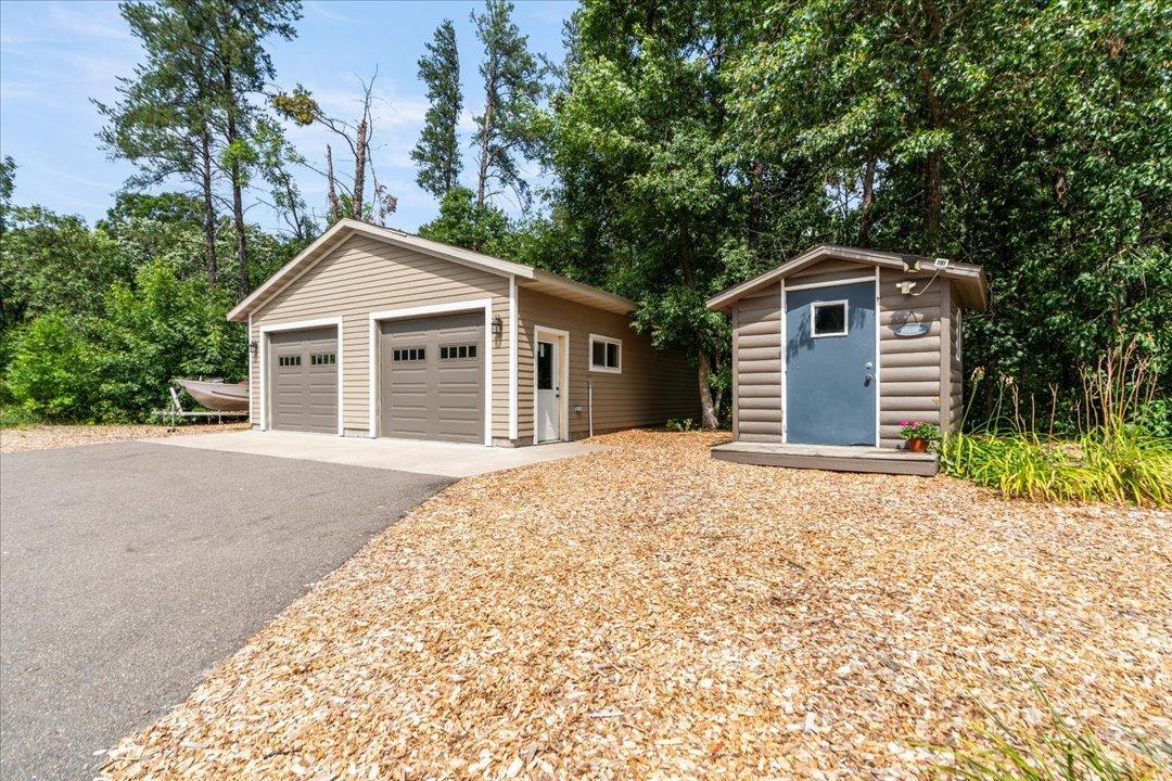 1565 Stallion Road SW