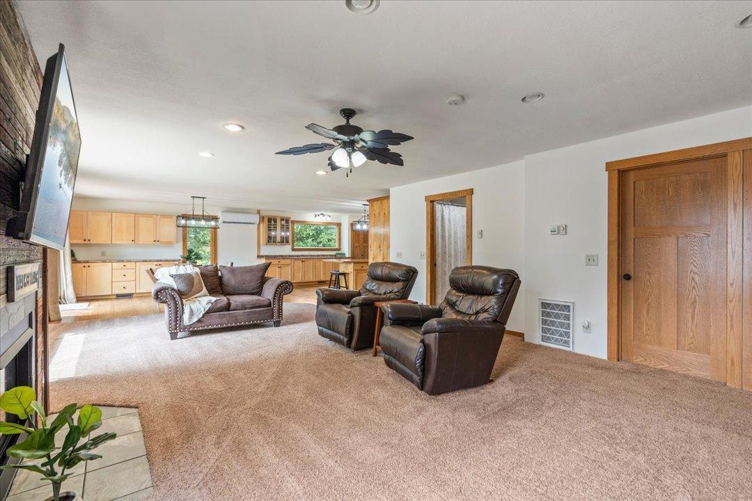 1565 Stallion Road SW