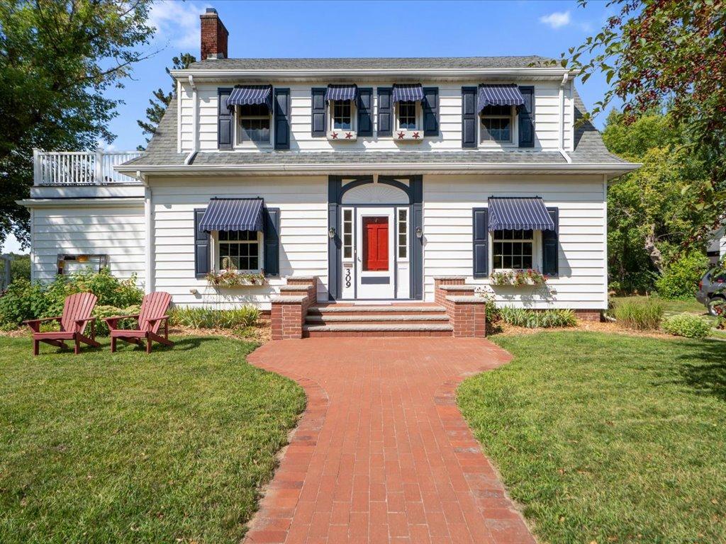 309 Bluff Avenue