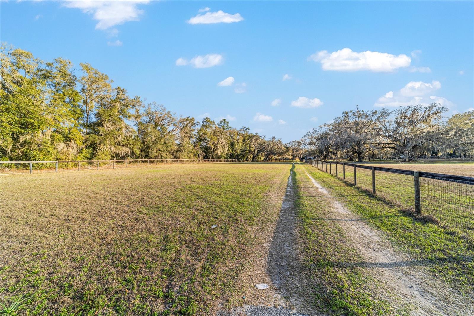2952 NE 175TH STREET RD