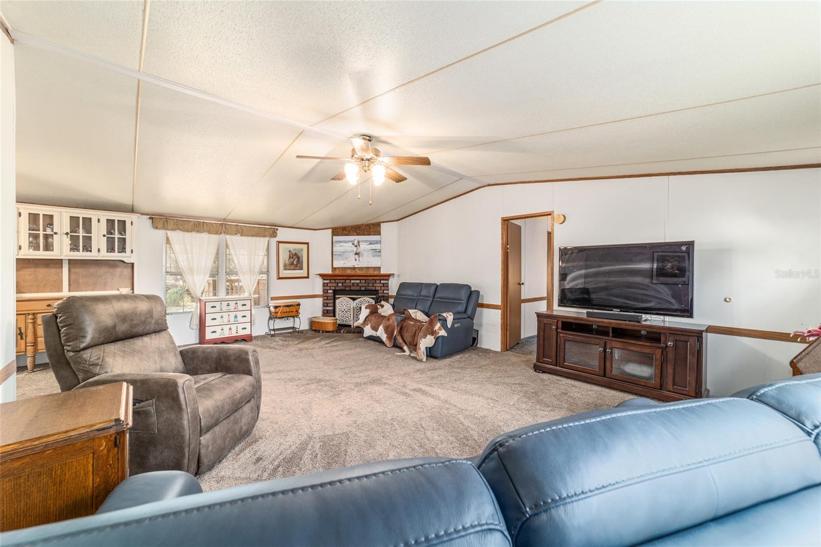 2952 NE 175TH STREET RD