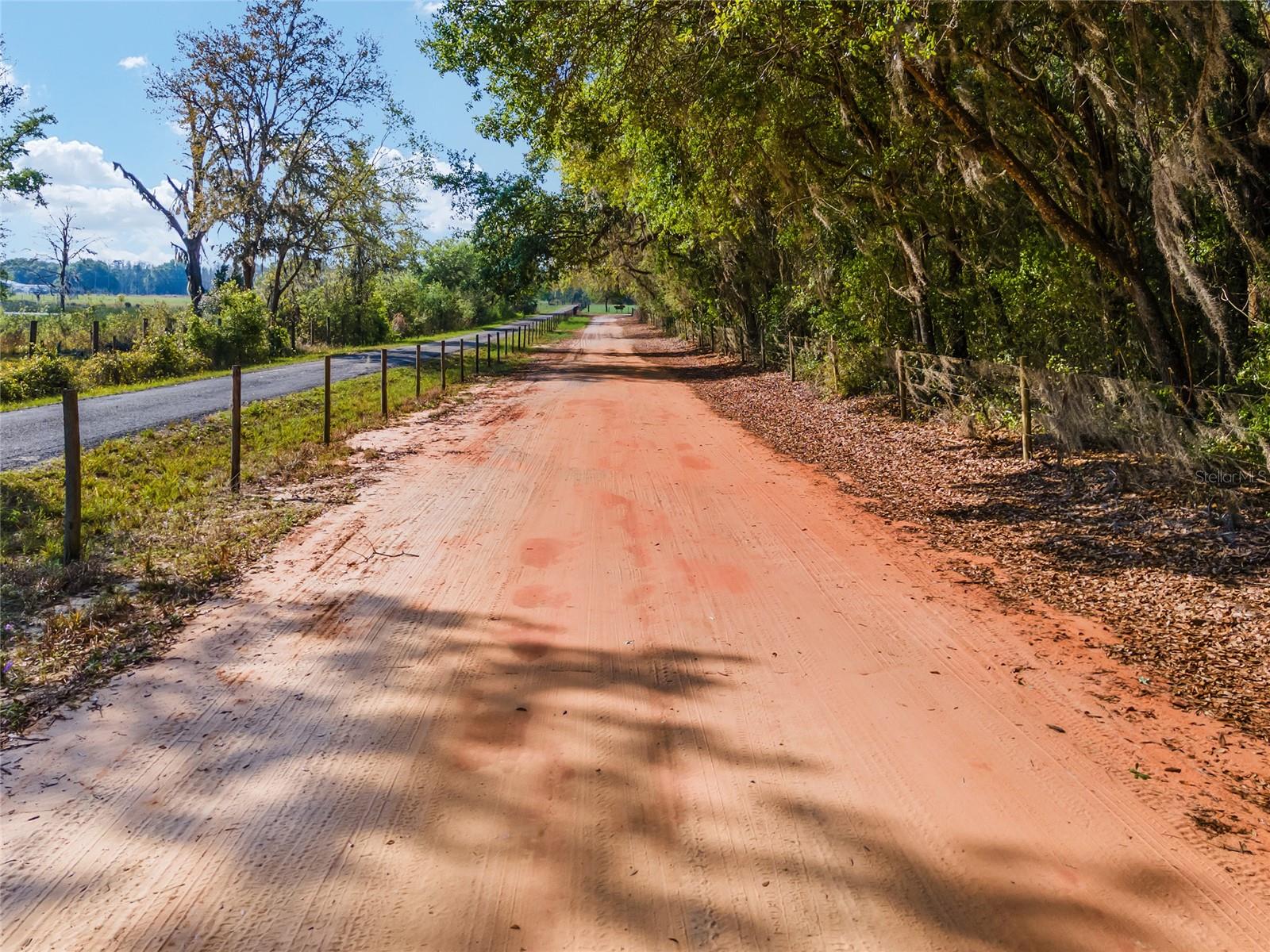 SENDCASTLE DR
