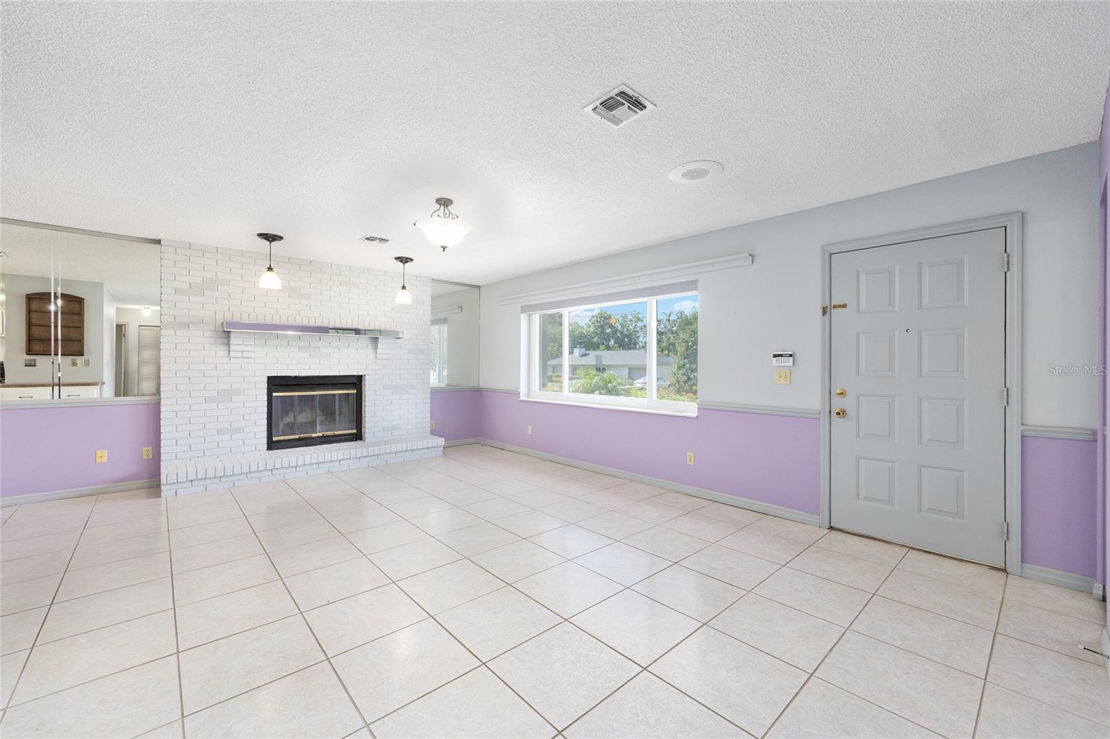 3515 NE 43RD PL