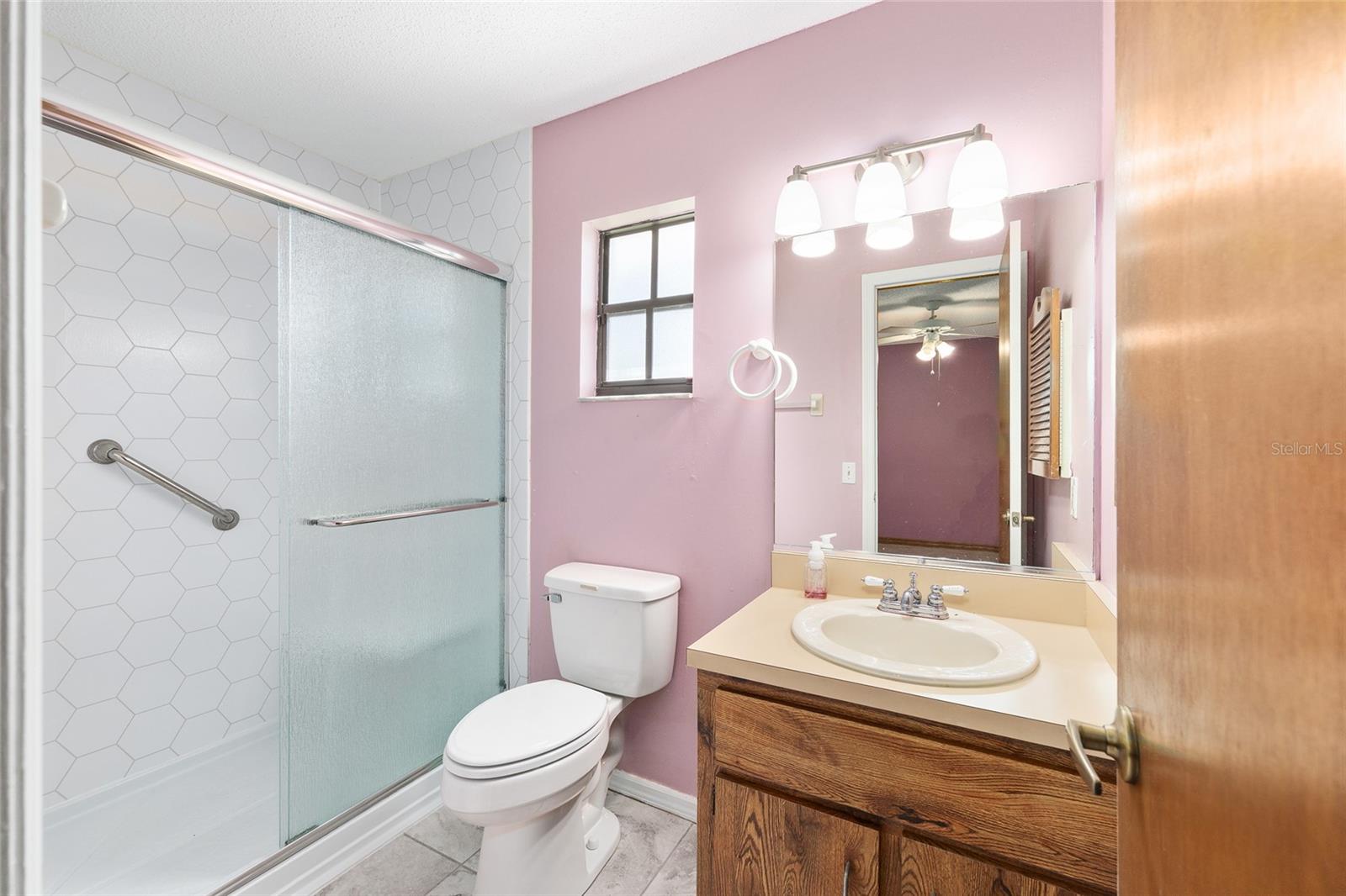 3515 NE 43RD PL