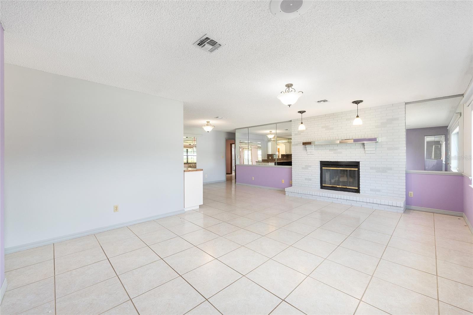 3515 NE 43RD PL