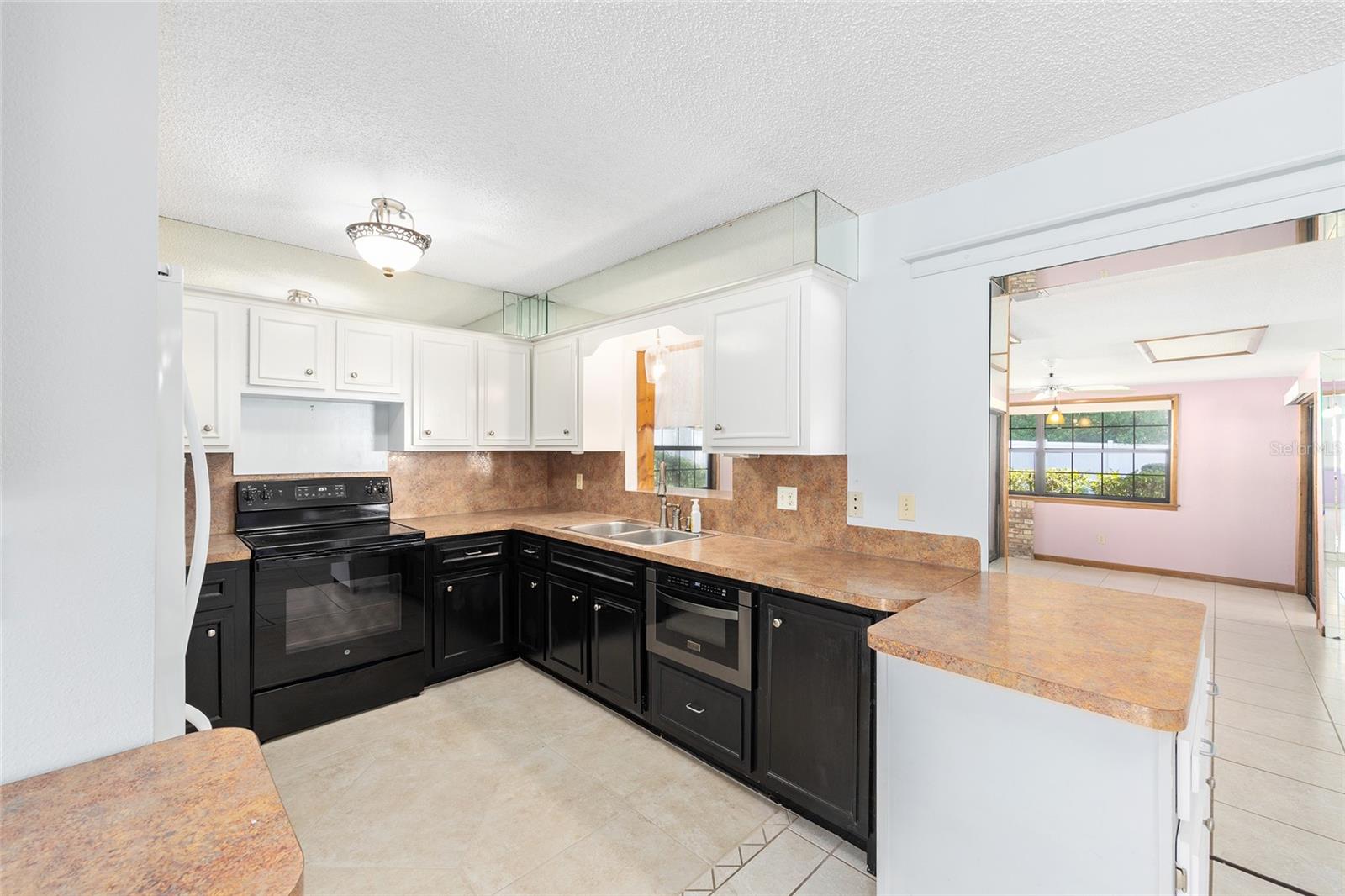 3515 NE 43RD PL