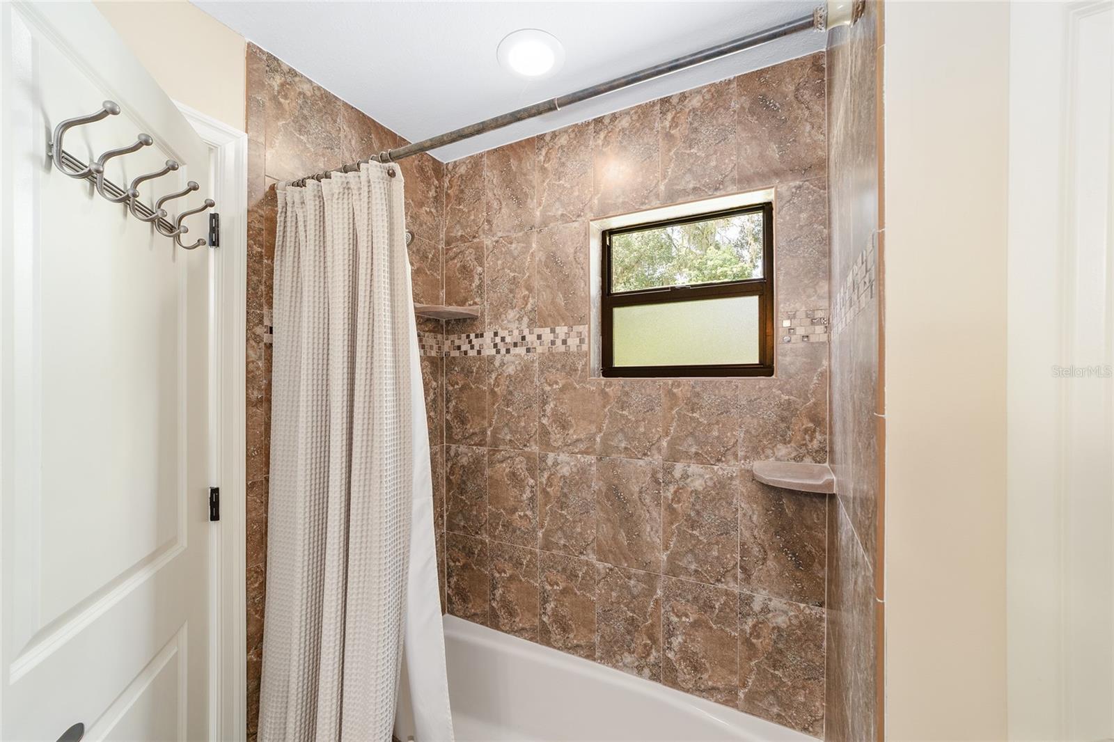 3200 NE 97TH STREET RD