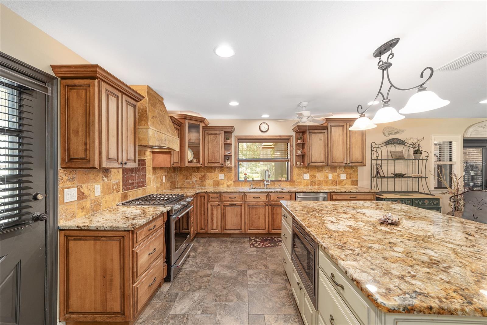 3200 NE 97TH STREET RD