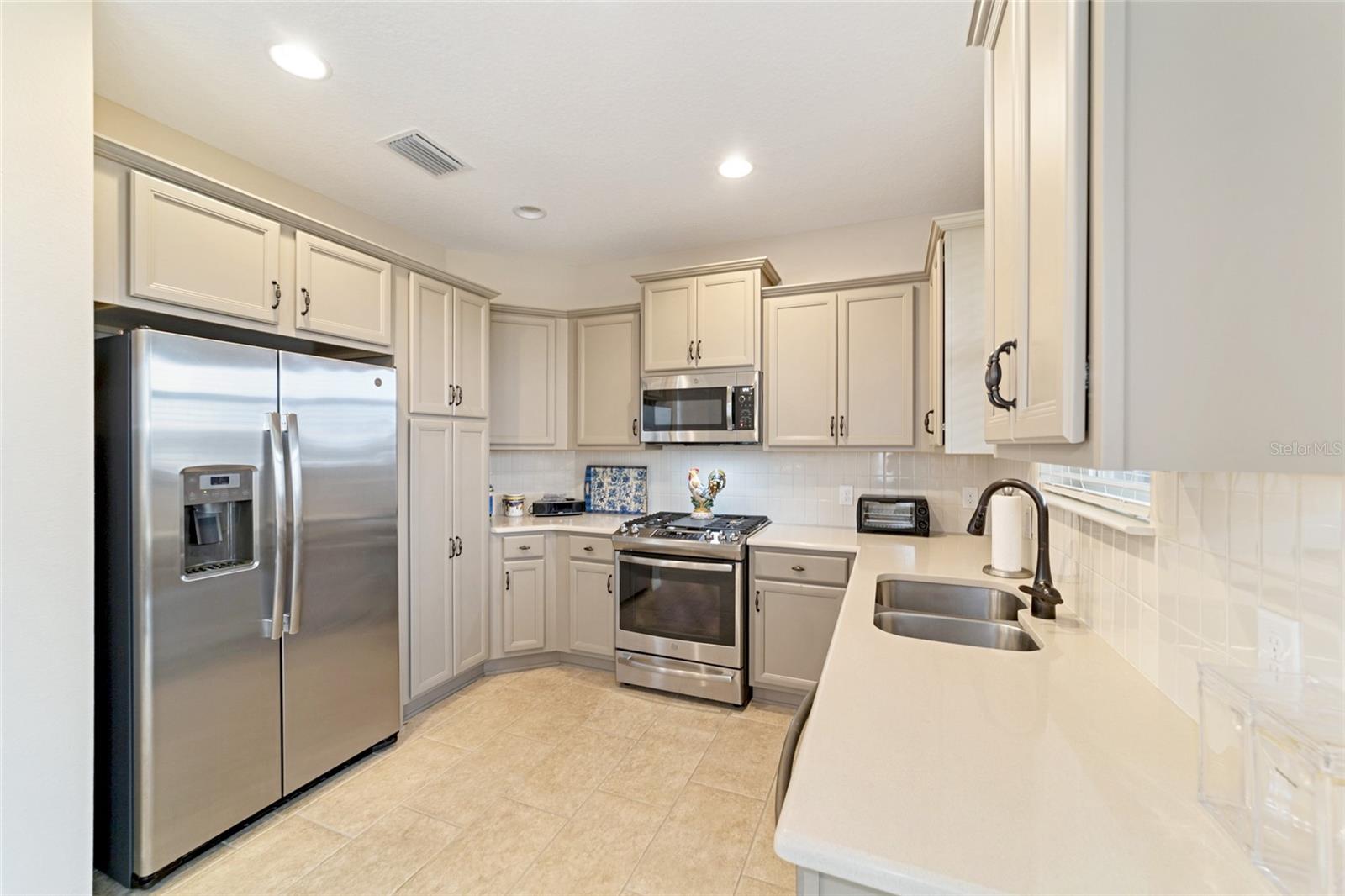 3977 NW 46TH TER