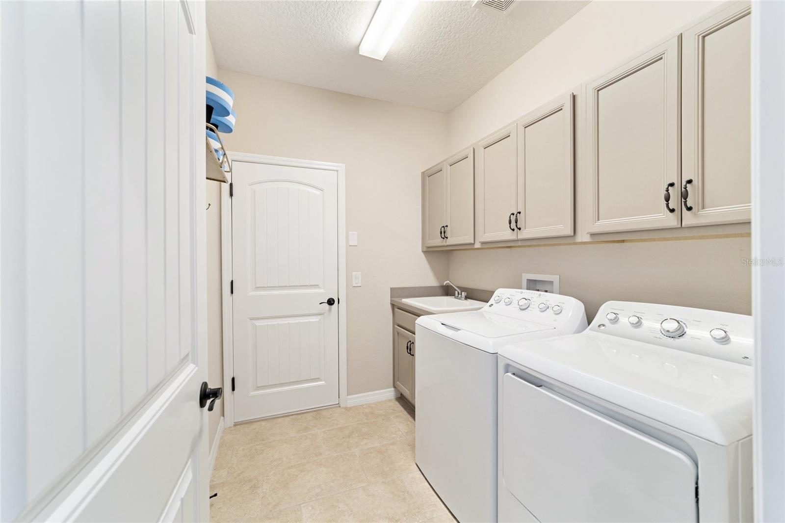 3977 NW 46TH TER