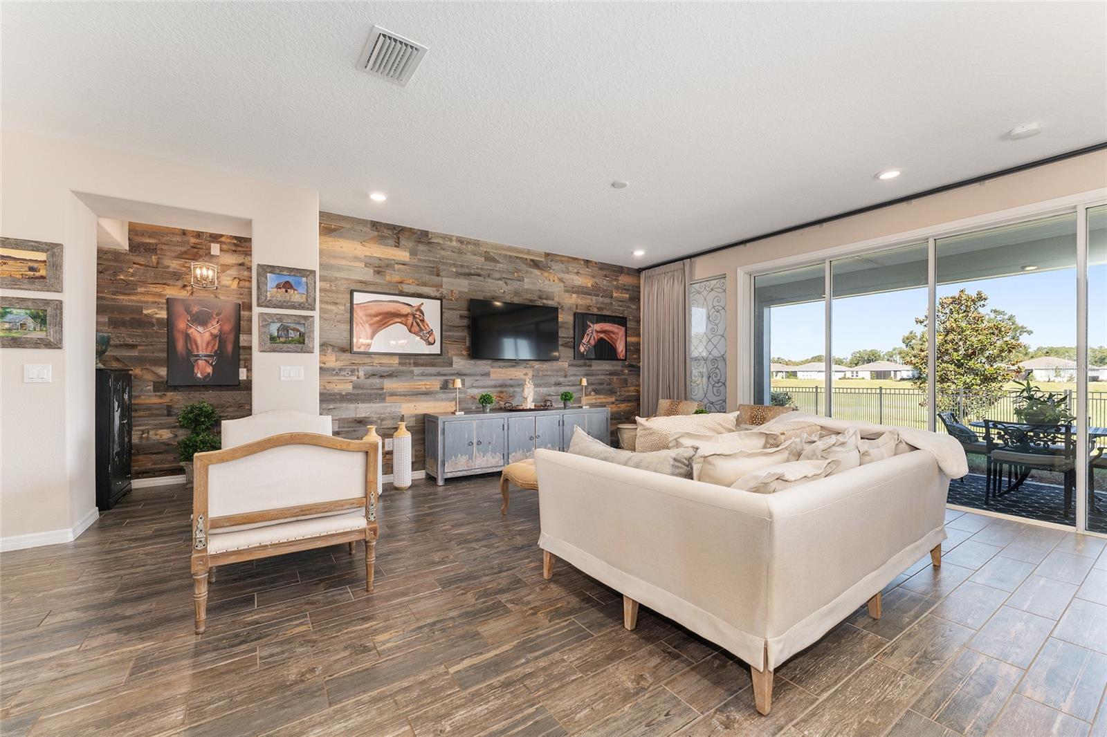 5565 NW 43RD LANE RD