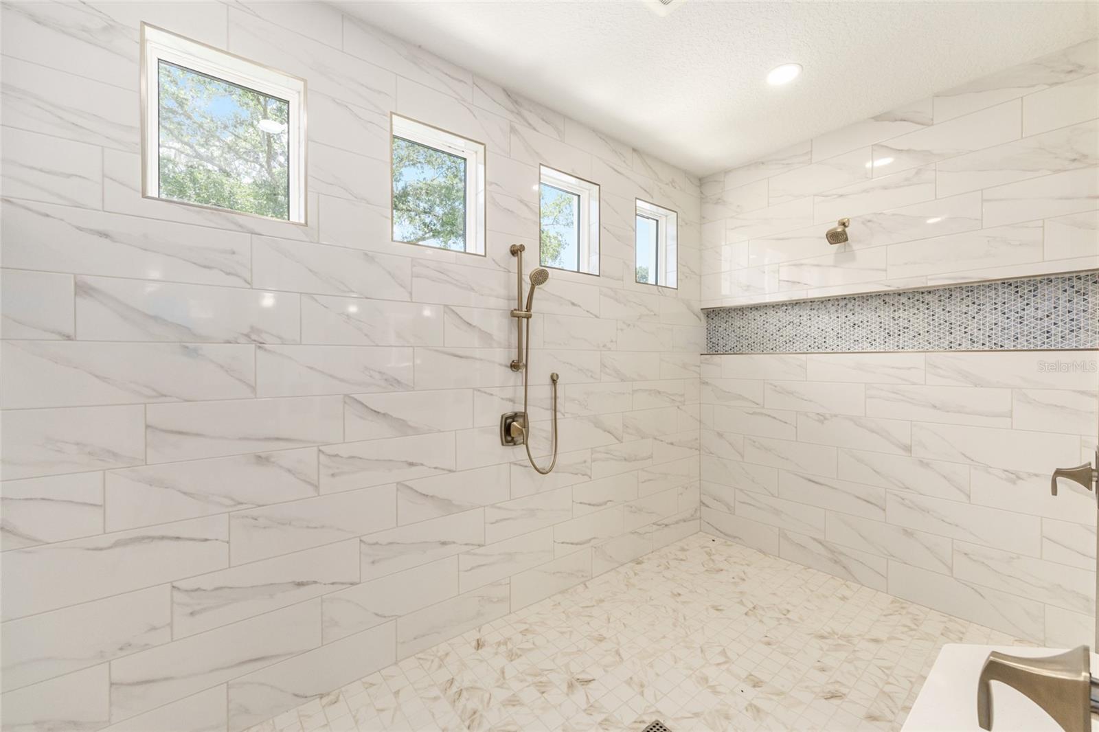 950 SE 80TH ST